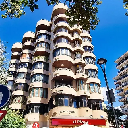 Apartment Spacious Renovated 1-bedroom In Center With Free Parking Marbella